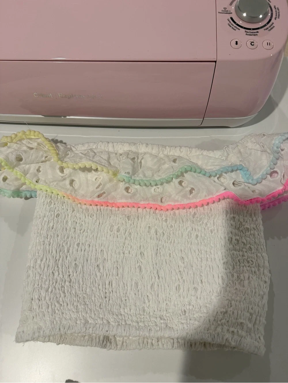 Lola + The Boys White Rainbow Fancy Eyelet Set Size 12 EUC